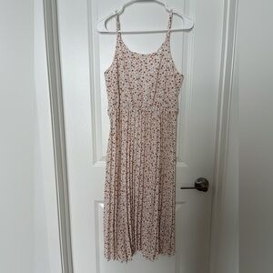 SHEIN Cream Floral Pleated V-Neck Midi Dress with Spaghetti Straps Size M